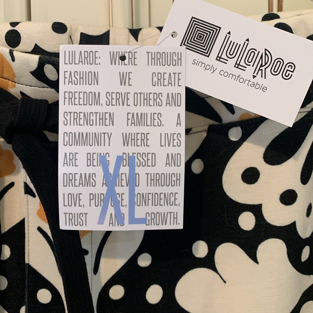 XL LulaRoe Boyfriend Joggers - Picture 4 of 9